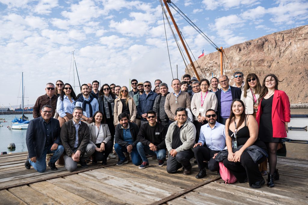 Directivos, académicos y profesionales del proyecto Ingeniería 2030 UTA-UV se reúnen en Arica en el marco de la 3ra Jornada de Gobernanza y Sinergia