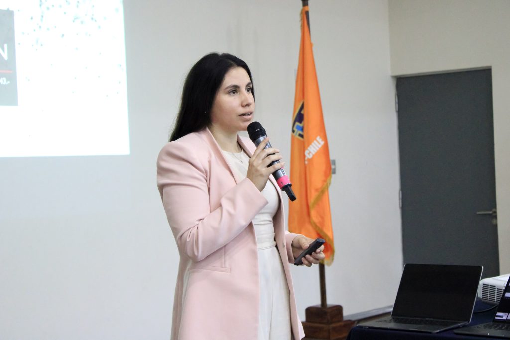 Realizan capacitación sobre Ley Karin en la Facultad de Ingeniería UTA