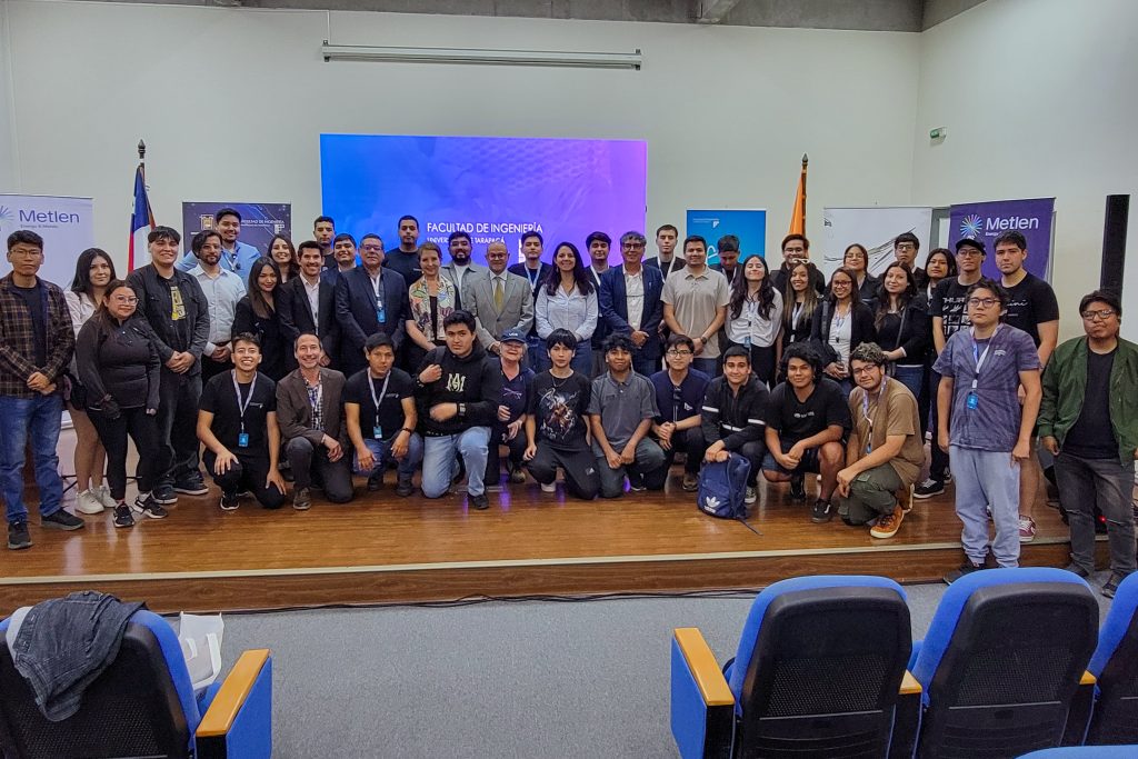 Exitoso Congreso Estudiantil de Ingeniería CEI UTA y Feria Tecnológica FI UTA conectaron a la industria y la academia con la comunidad estudiantil